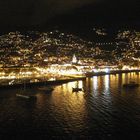 Weihnachtliches Funchal bei Nacht