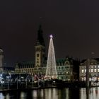 Weihnachtliches Rathaus