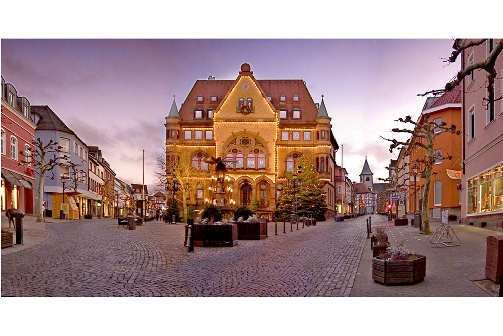 Weihnachtliches Rathaus