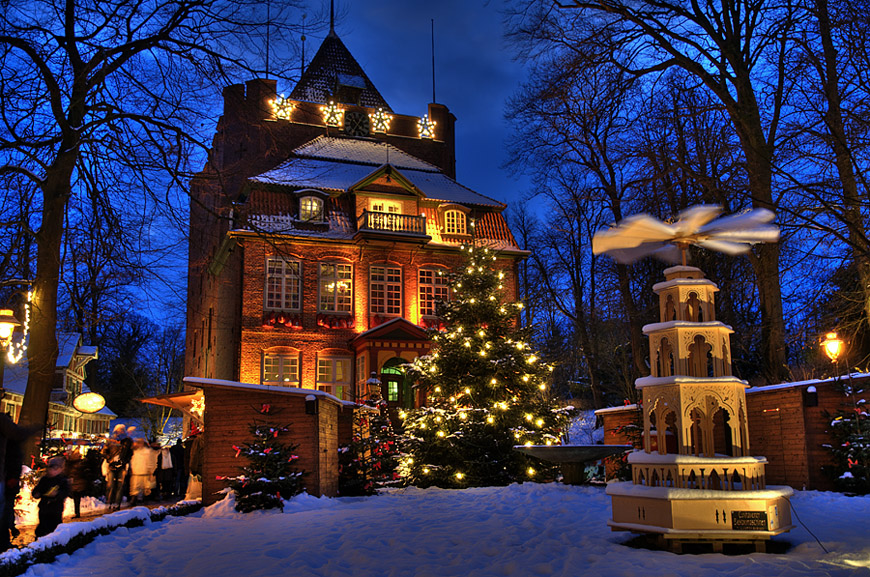 Weihnachtliches Schloß in Cuxhaven