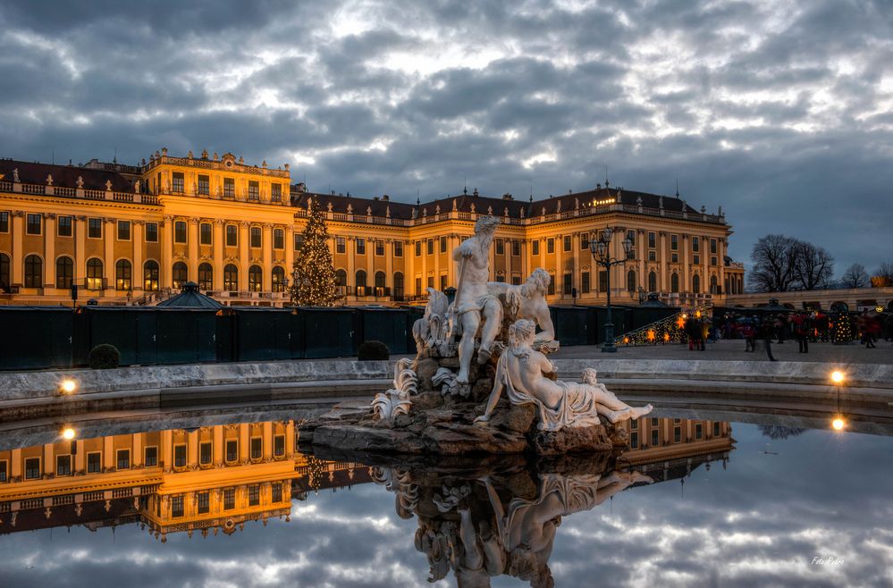 Weihnachtliches Schloss Schönbrunn