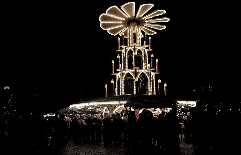 Weihnachts-Pyramide