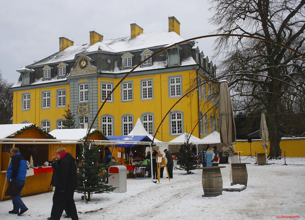 Weihnachts- und Spekulatiusmarktes im Schloss Beck bei
