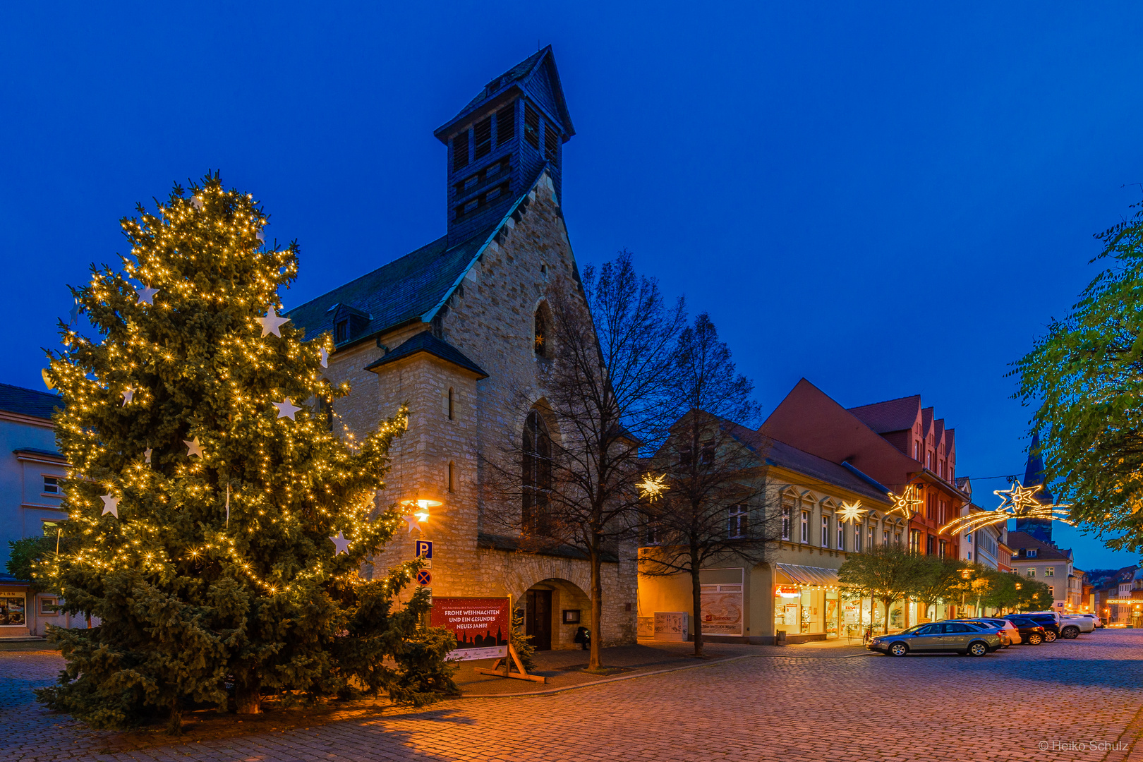 Weihnachtsbaum auf dem Ascherslebener Markt