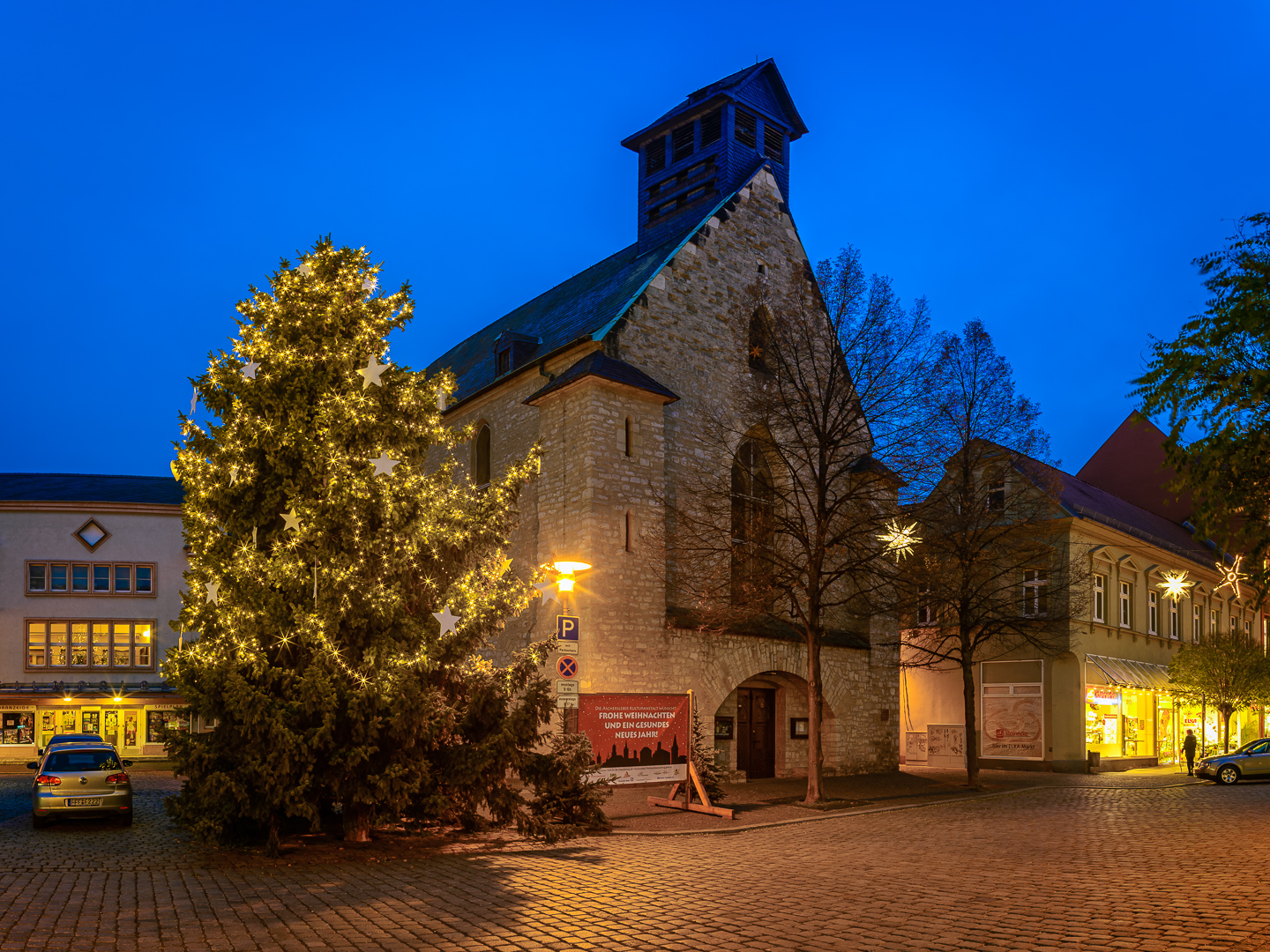 Weihnachtsbaum auf dem Markt