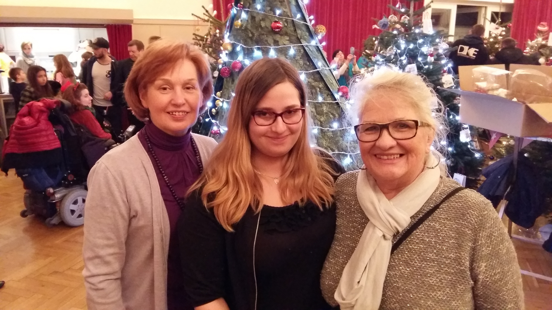 Weihnachtsbaum-Contest im Klinikum Wahrendorff 2017