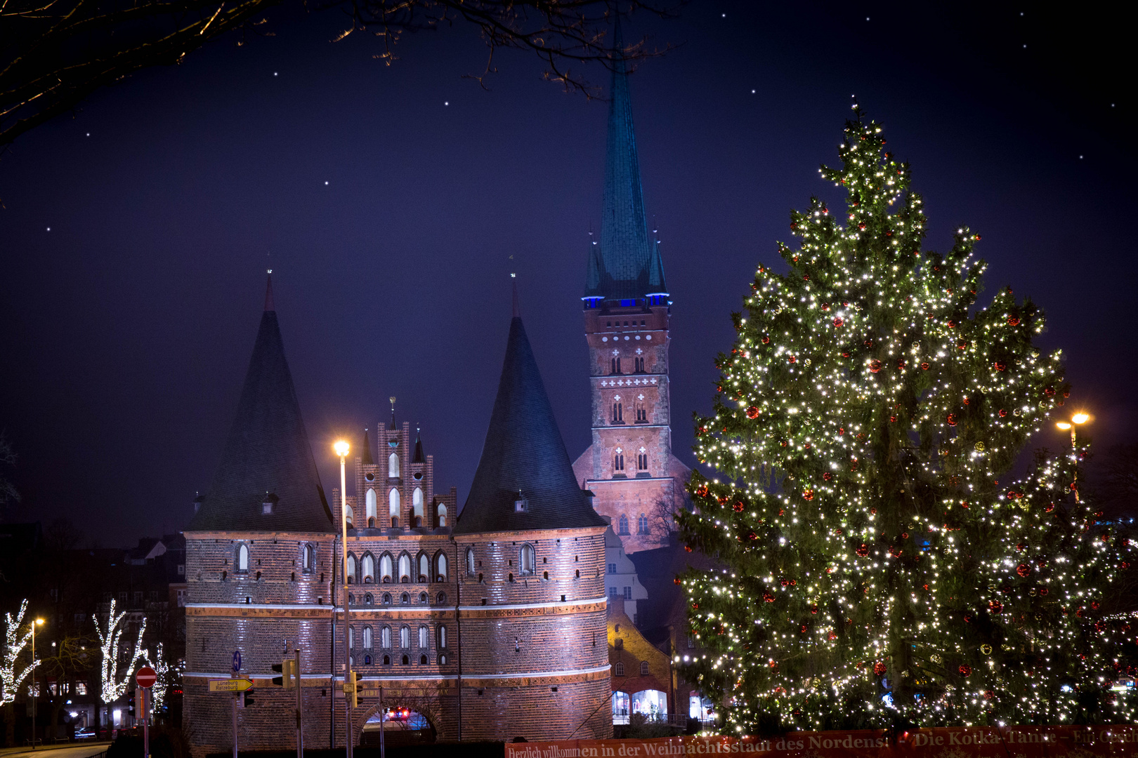 Weihnachtsbaum Holstentor 