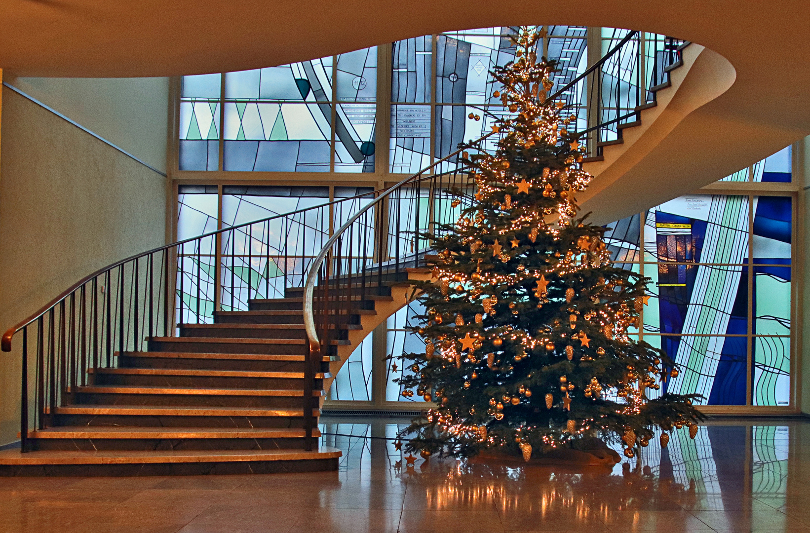 Weihnachtsbaum im Rathaus