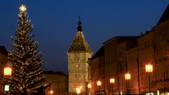 Weihnachtsbaum mit Ledererturm