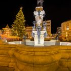 Weihnachtsbaum und Augustusbrunnen