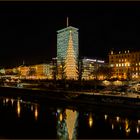 Weihnachtsbeleuchtung am Wiener Ringturm