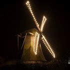 Weihnachtsbeleuchtung mal anders (Windmühle Destel)