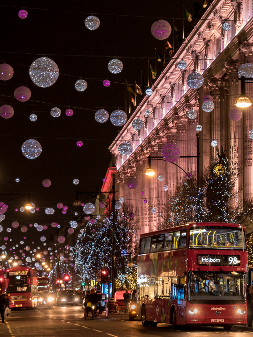 Weihnachtsbeleuchtung Oxford Street + Selfridges