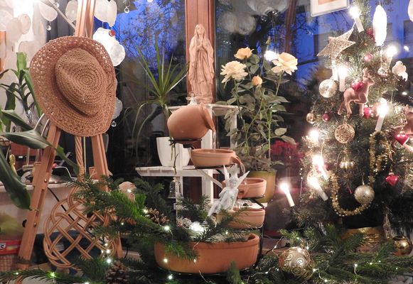 Weihnachtsbrunnen-von-HYZARA