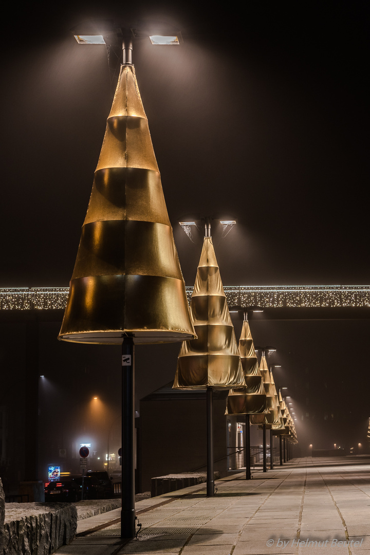 Weihnachtsdekoration an der Großen Elbstraße