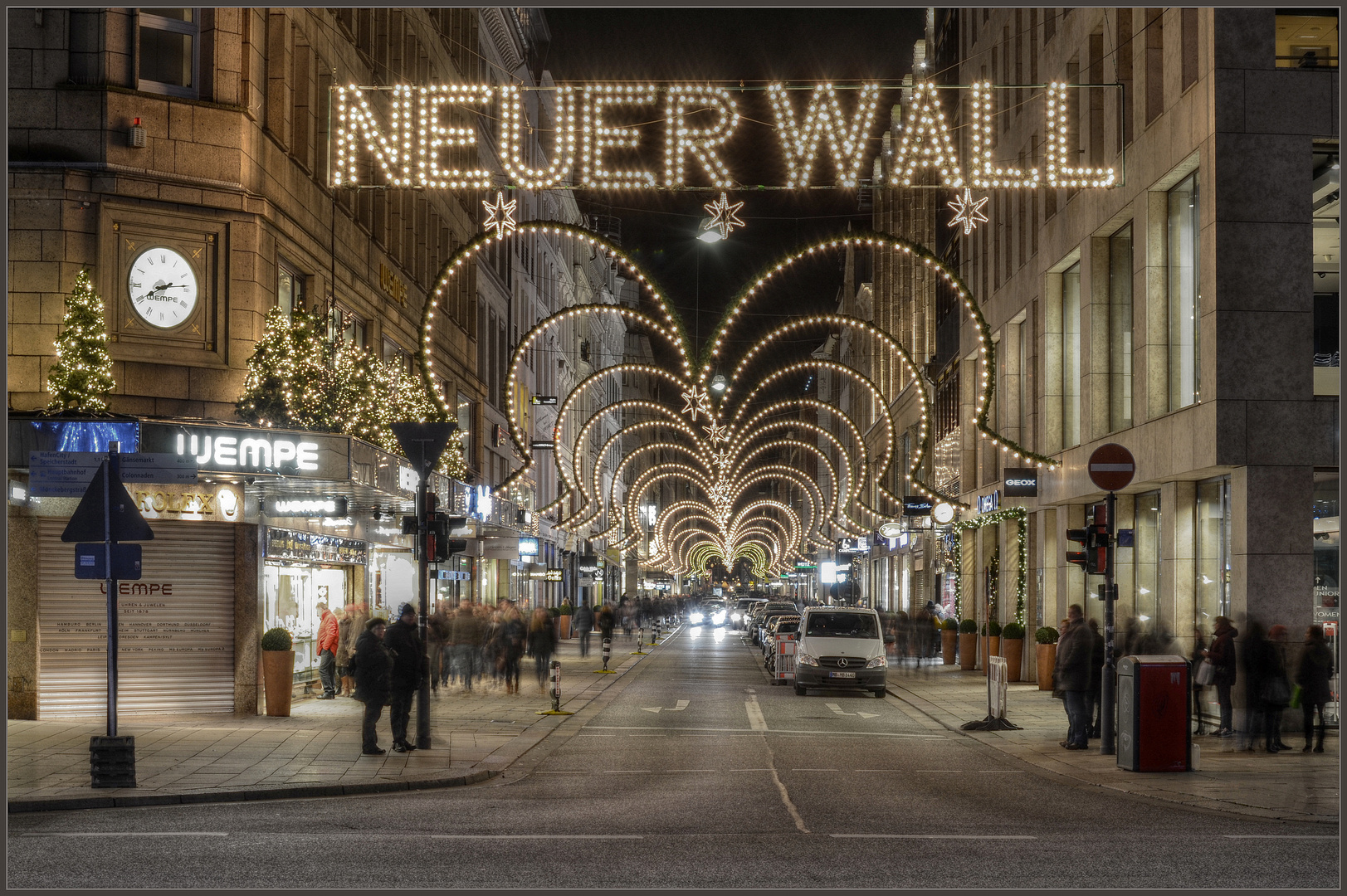 Weihnachtseinkäufe im Luxusviertel 2014