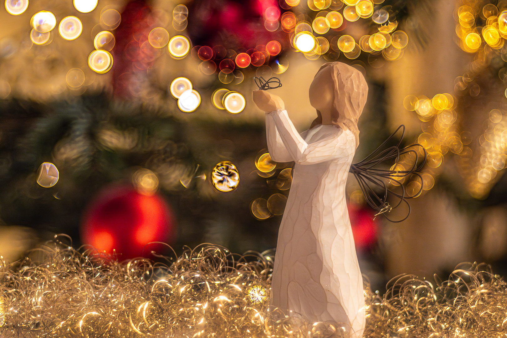 Weihnachtsengel im Lichterglanz