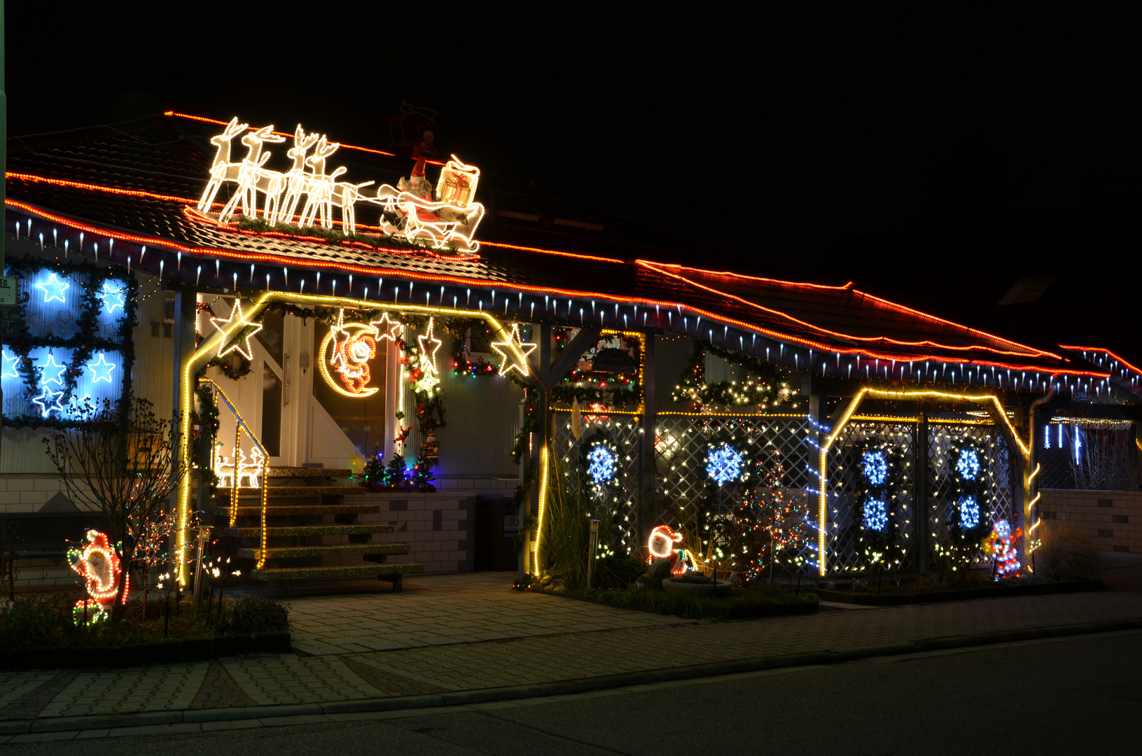 Weihnachtshaus in Deutschland.