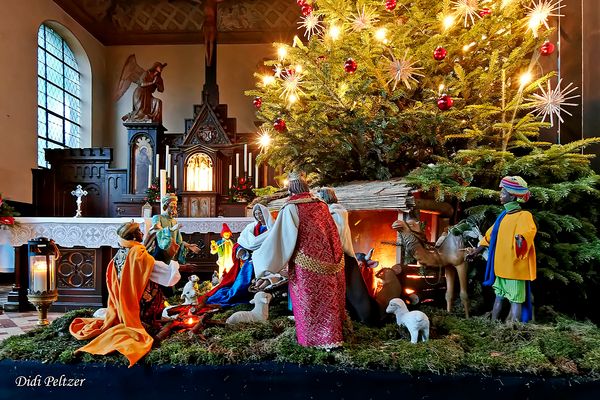 Weihnachtskrippe an Hl. Dreikönige im Nikolauskloster ...