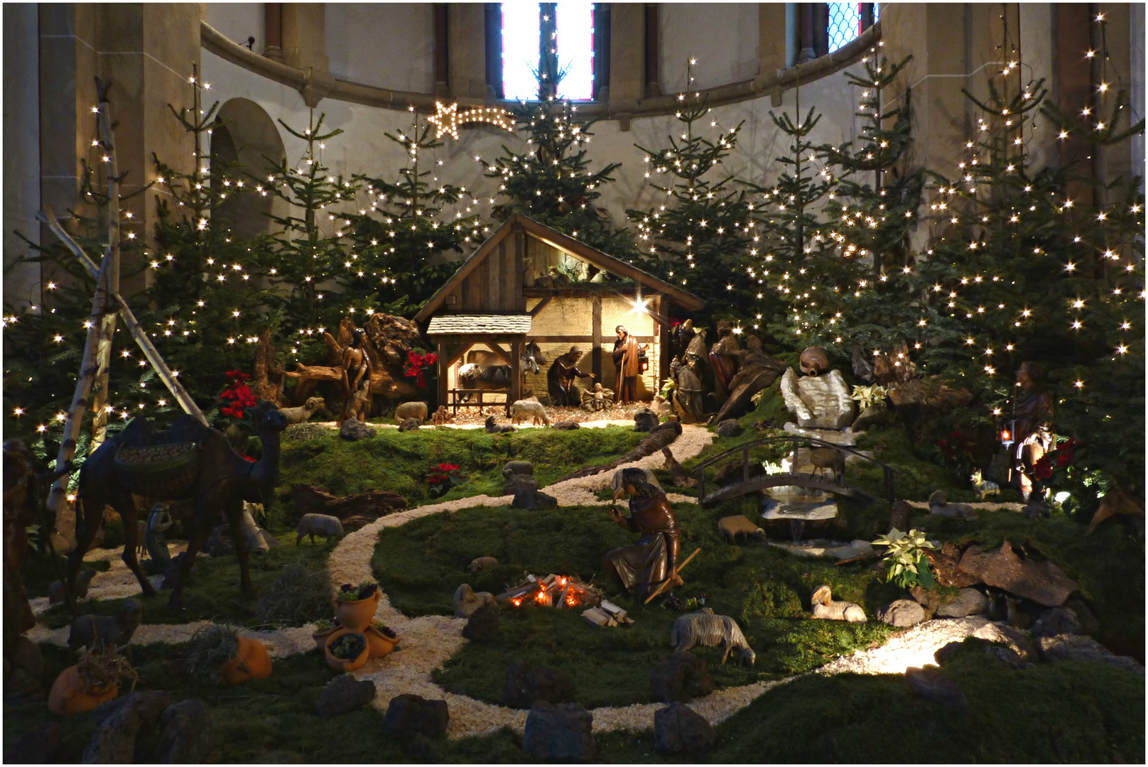 Weihnachtskrippe in der Herz Jesu Kirche Koblenz Foto & Bild