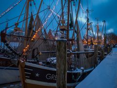 "Weihnachtslicht" im Hafen