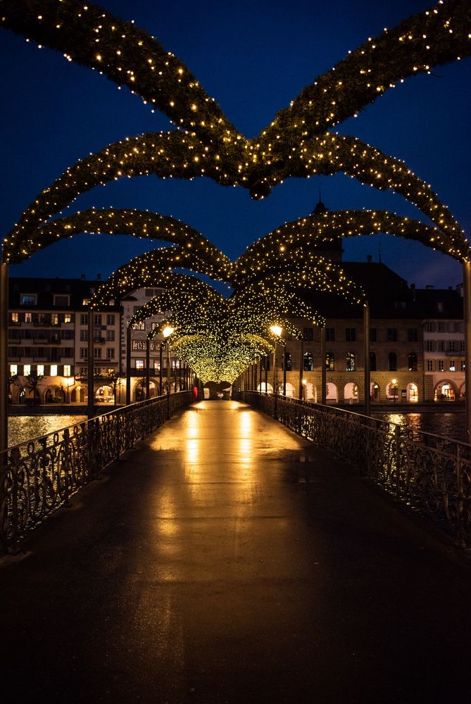 Weihnachtslichter Foto & Bild weihnachten, street, world Bilder auf