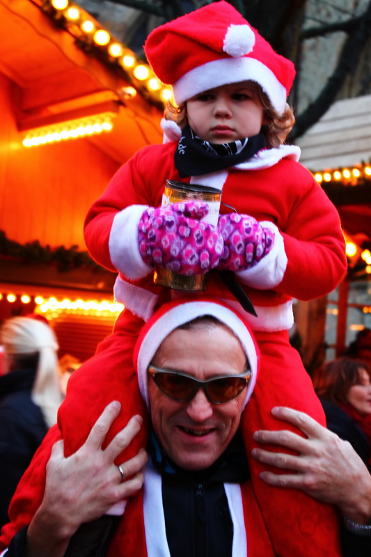 Weihnachtsmann mit Nachwuchs