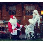 Weihnachtsmann und die Kinder 