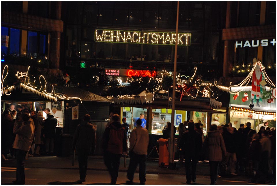 *Weihnachtsmarkt*