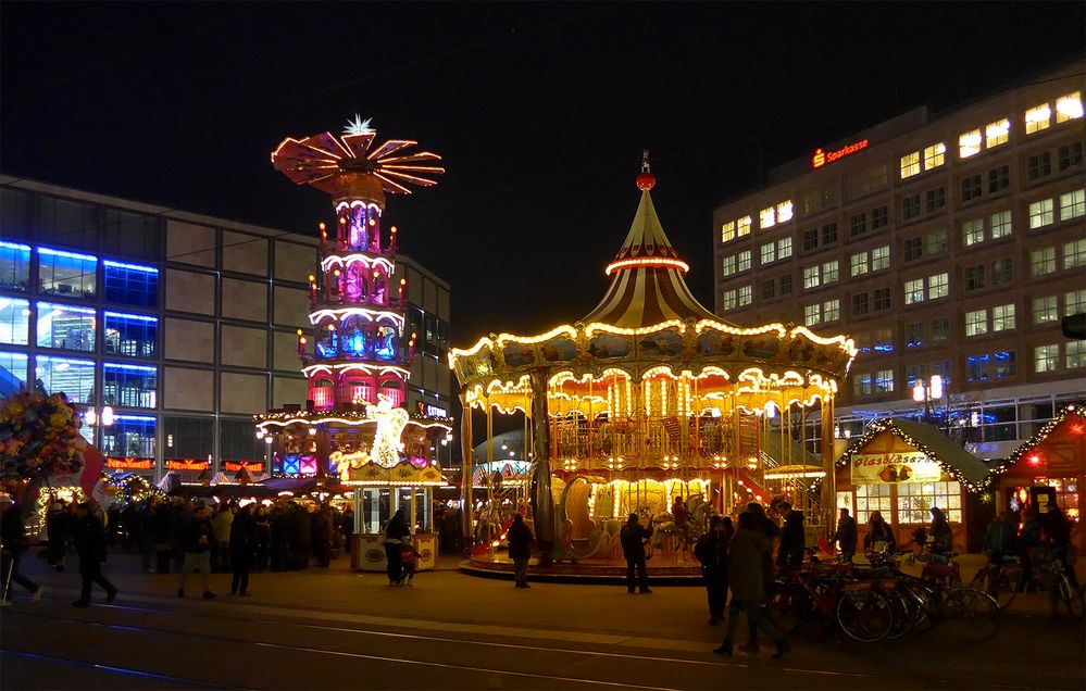 Weihnachtsmarkt Berlin öffnungszeiten Alexanderplatz 2025 Renell