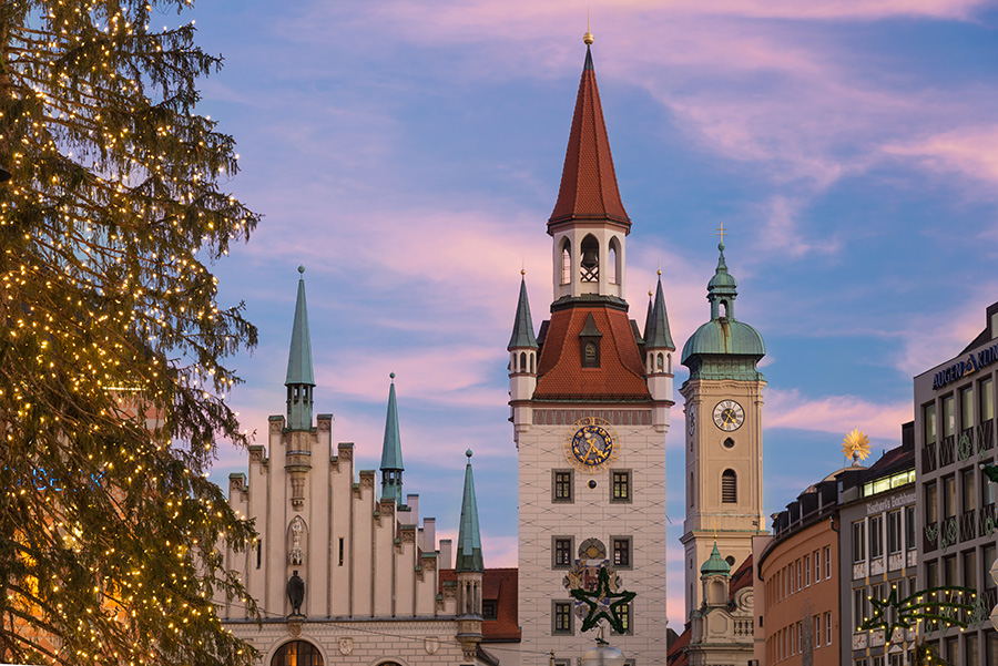 Weihnachtsmarkt am Marienplatz Foto & Bild architektur