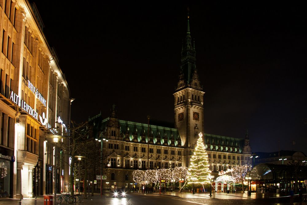 Weihnachtsmarkt am Rathaus - 2