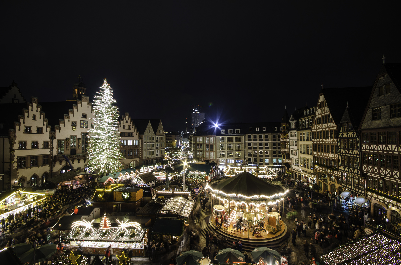 Weihnachtsmarkt am Römerberg