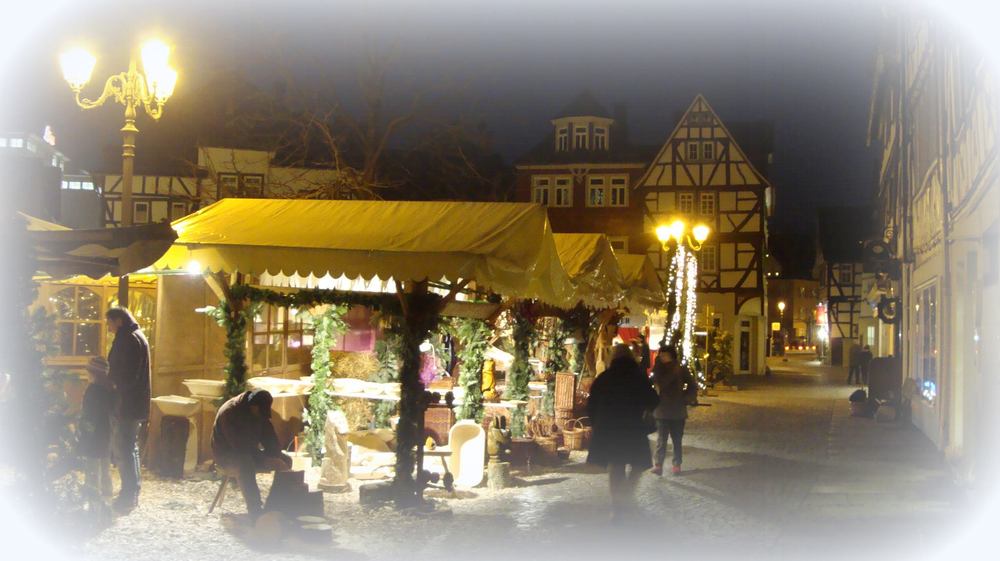 Weihnachtsmarkt am Schillerplatz / Wetzlar