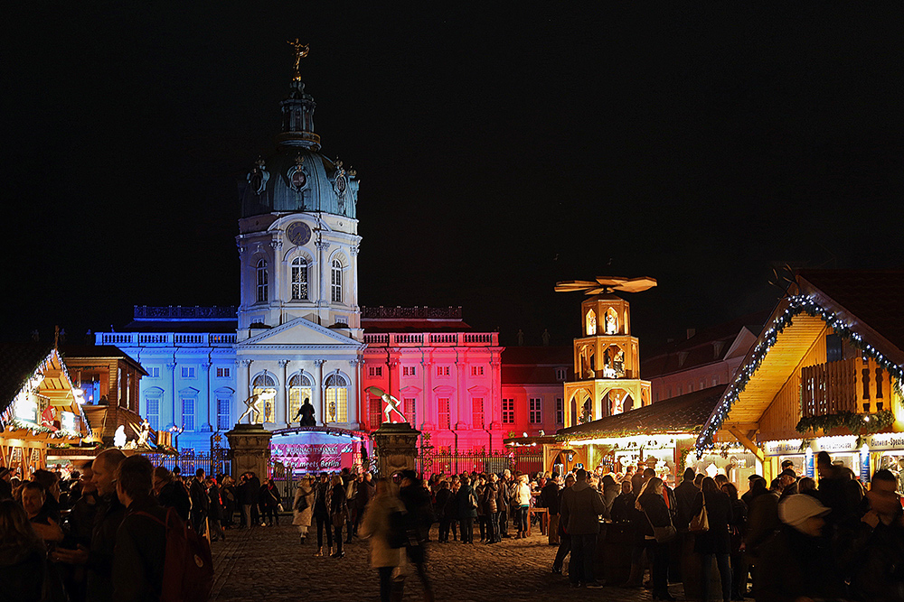 Weihnachtsmarkt am Schloss