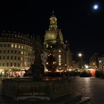 Weihnachtsmarkt an der Frauenkirche