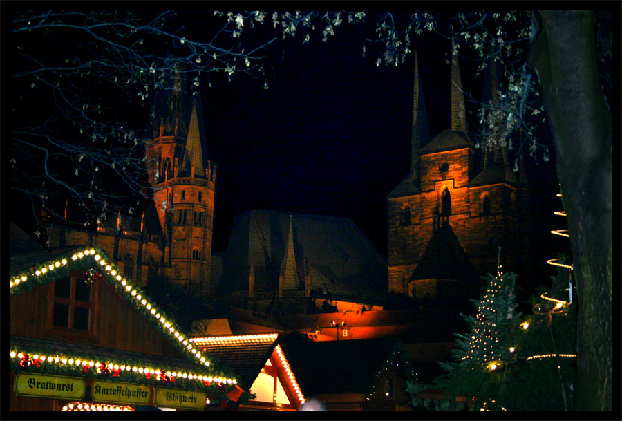 Weihnachtsmarkt auf dem Domplatz