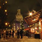 Weihnachtsmarkt auf dem Neumarkt