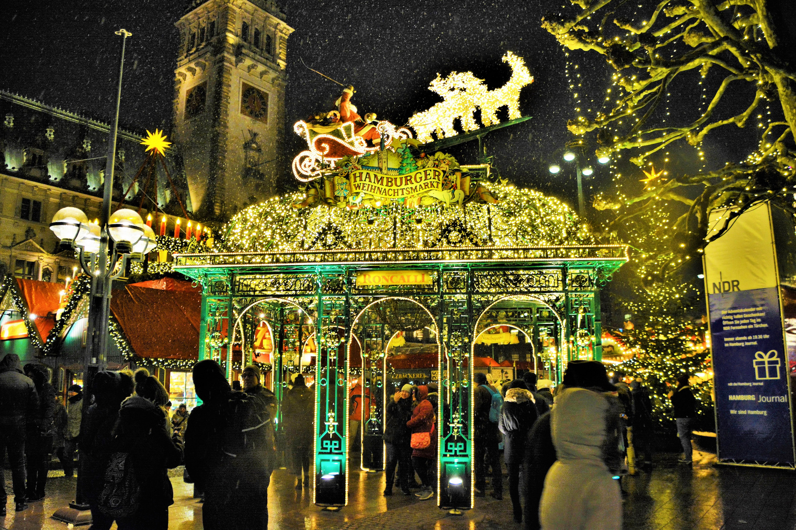 WEIHNACHTSMARKT 