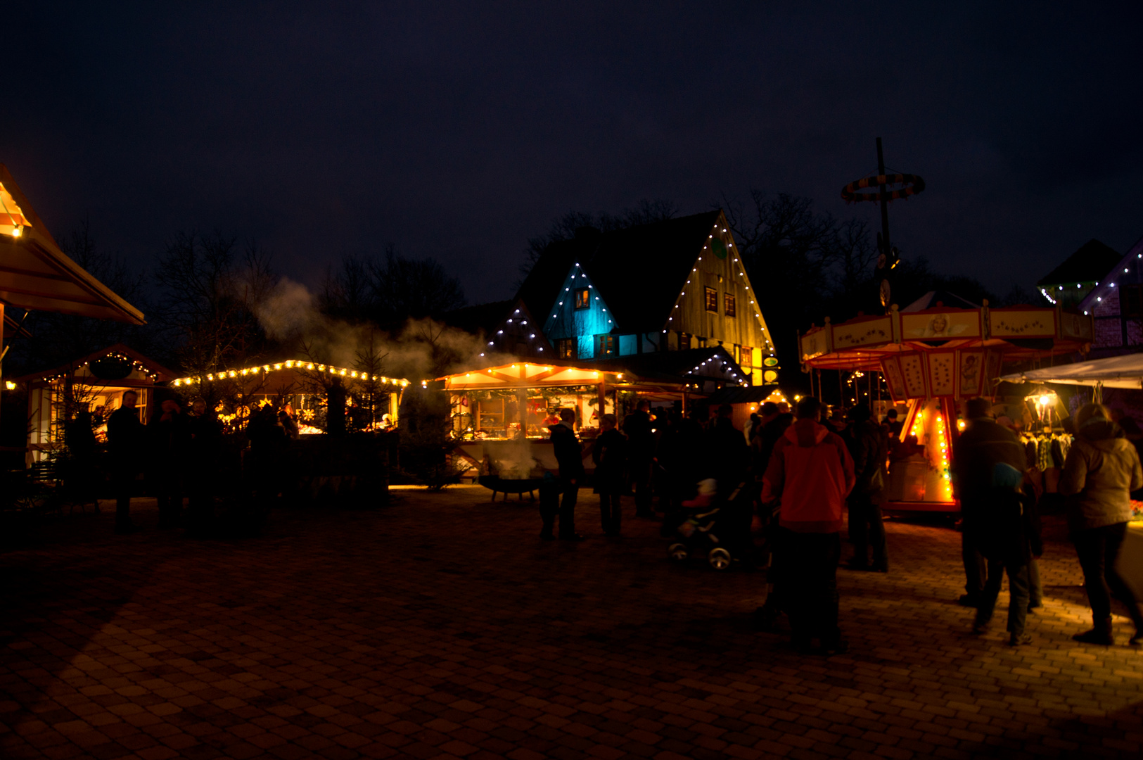 Weihnachtsmarkt im Detmolder Fachwerkdorf(4) Foto & Bild gratulation