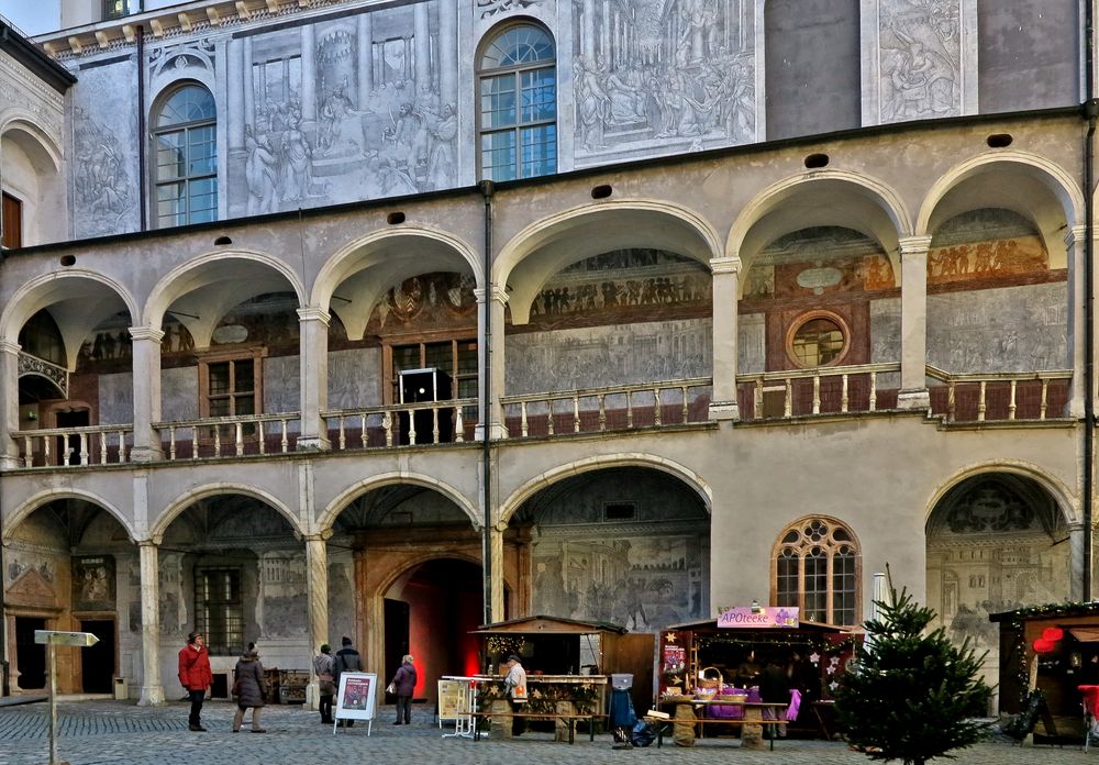 Weihnachtsmarkt im Schloßhof