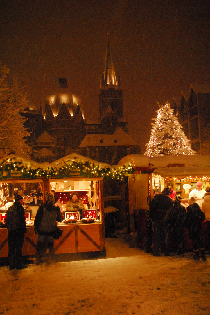 Weihnachtsmarkt im Schnee 2010