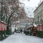 Weihnachtsmarkt im Schneetreiben