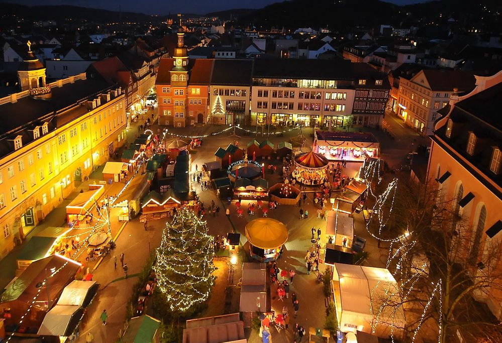 Weihnachtsmarkt in Eisenach, aus der Hand im Riesenrad. Foto & Bild