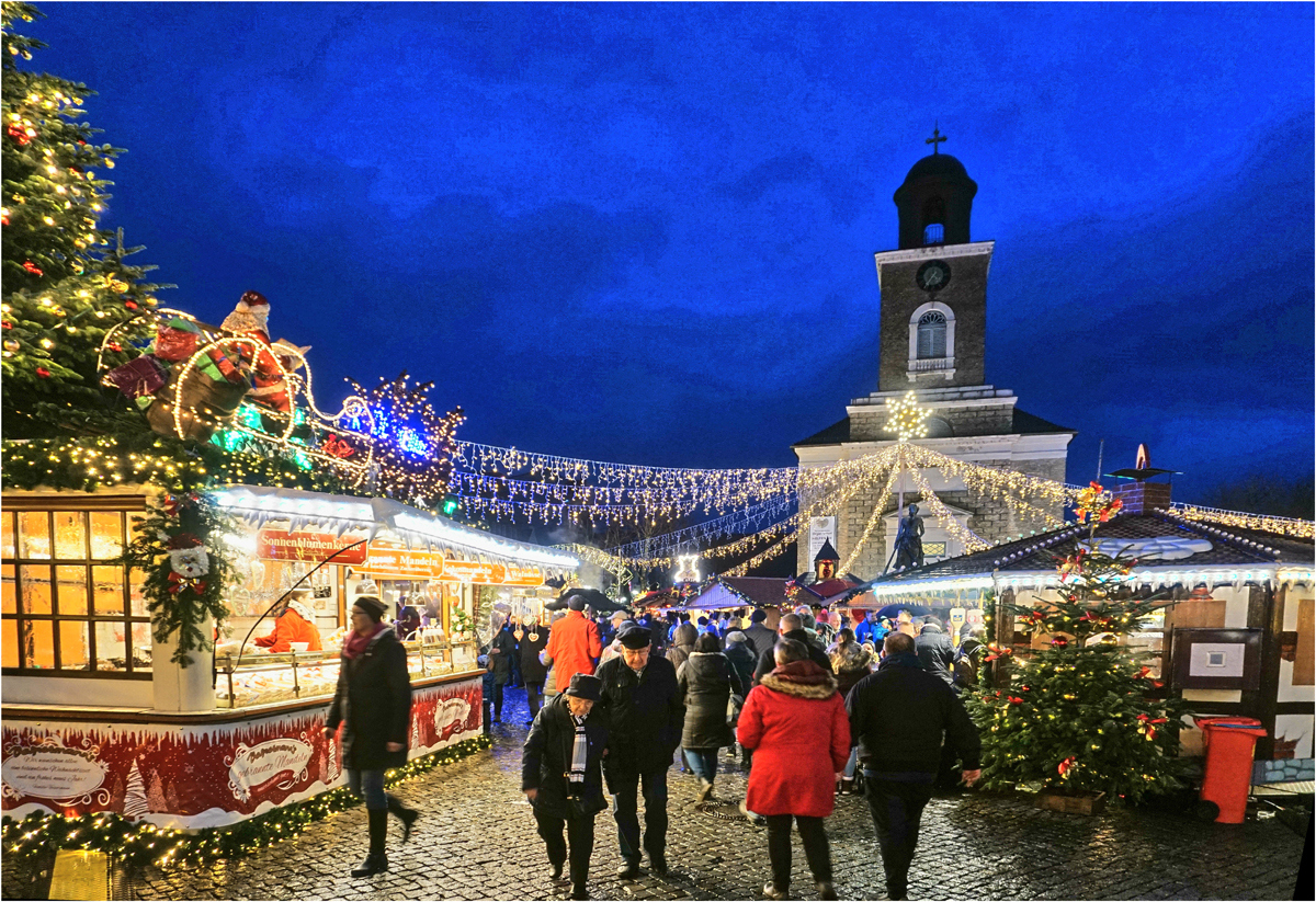Weihnachtsmarkt in Husum Foto & Bild weihnachten, abendstimmung