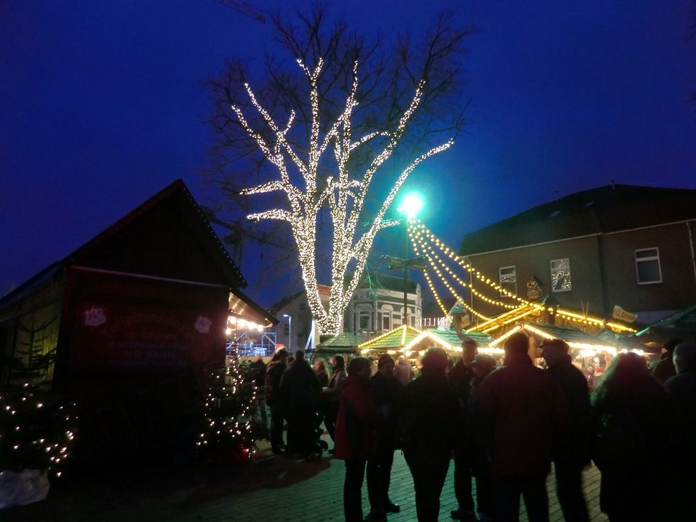 weihnachtsmarkt in leer Foto & Bild deutschland, europe
