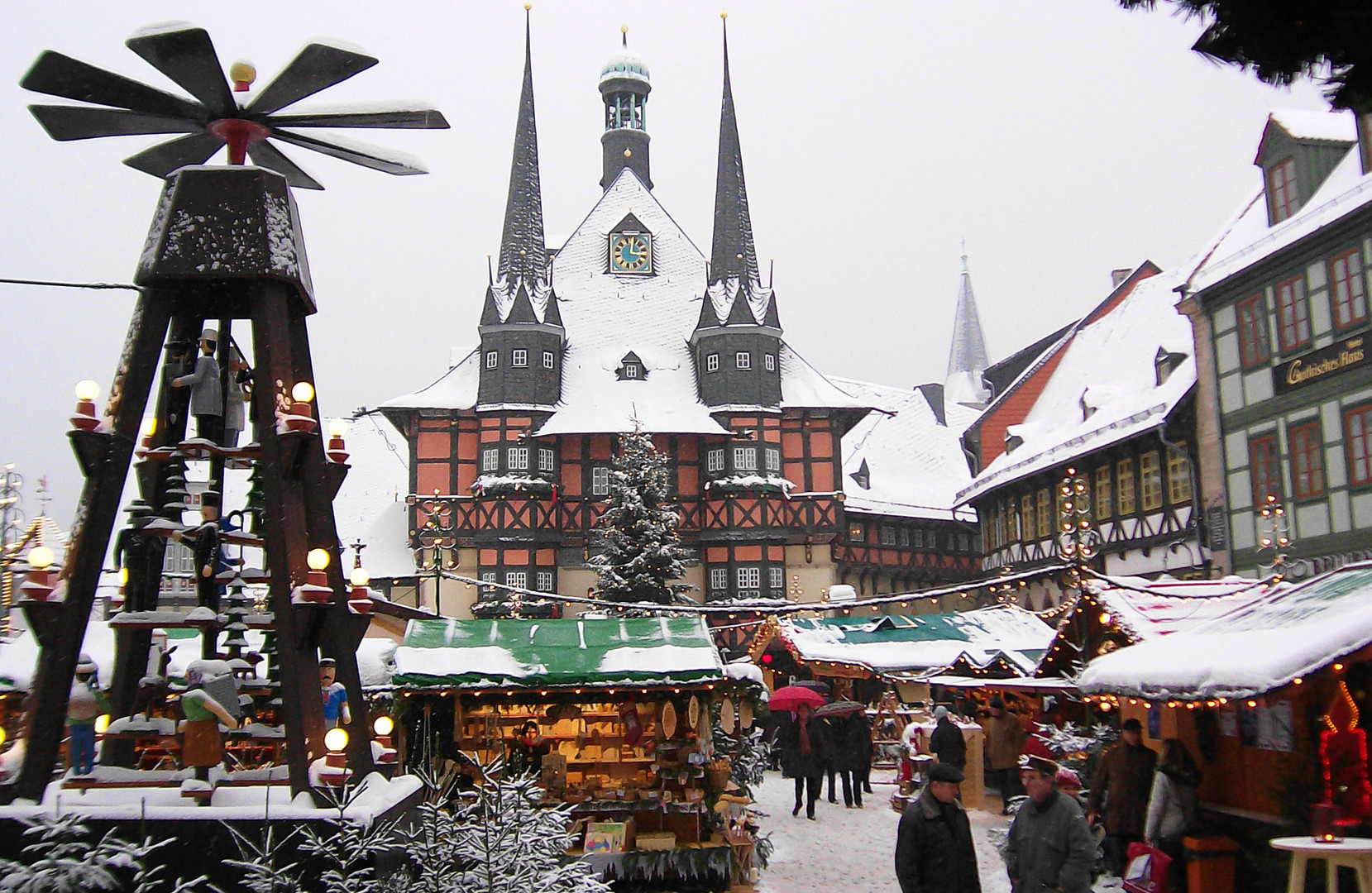 Weihnachtsmarkt in Wernigerode Foto & Bild kunstfotografie & kultur