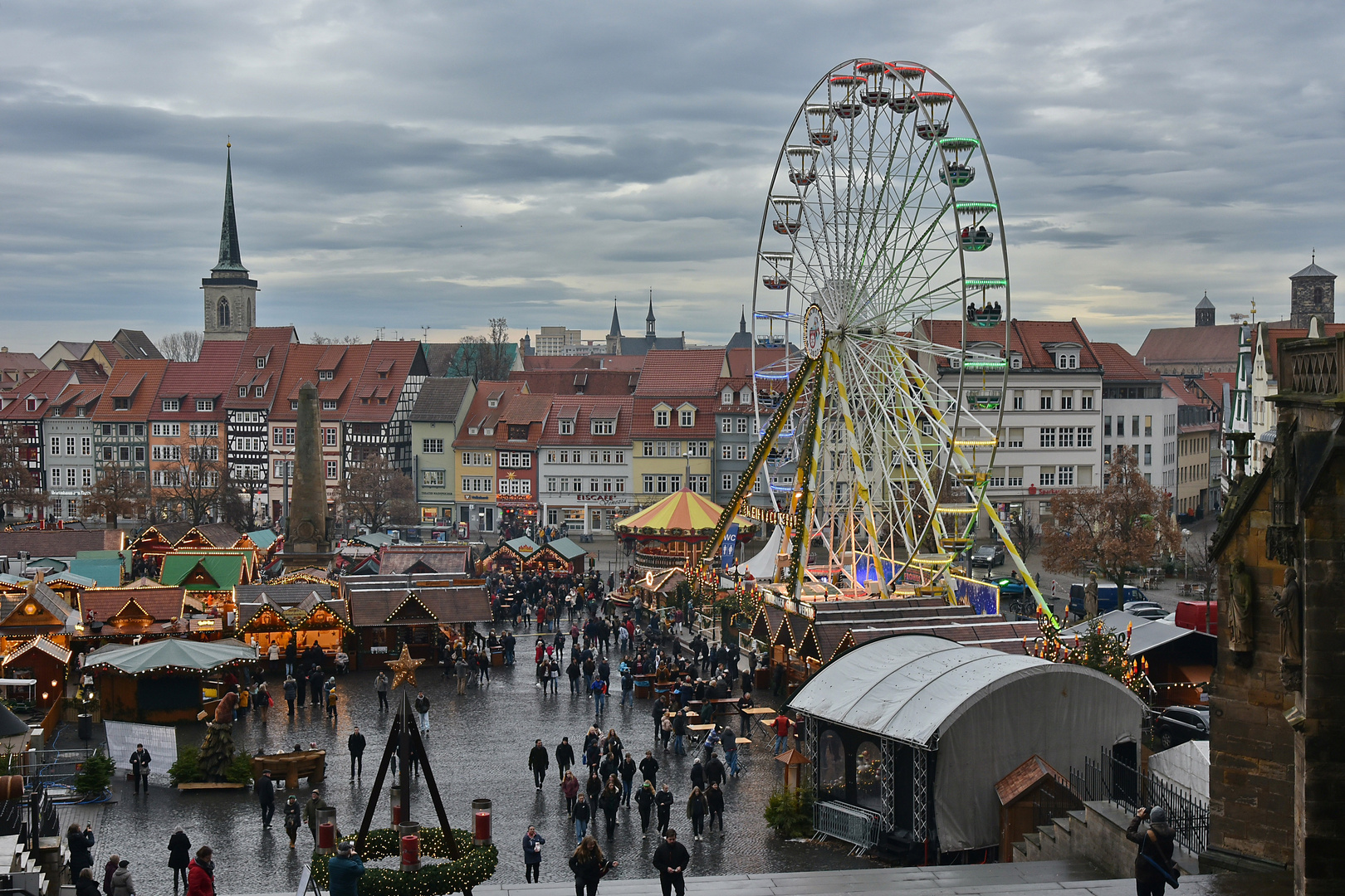 Weihnachtsmarkt mit Riesenrad 02 Foto & Bild weihnachten, world