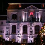 Weihnachtsmarkt, Rathaus und Musik