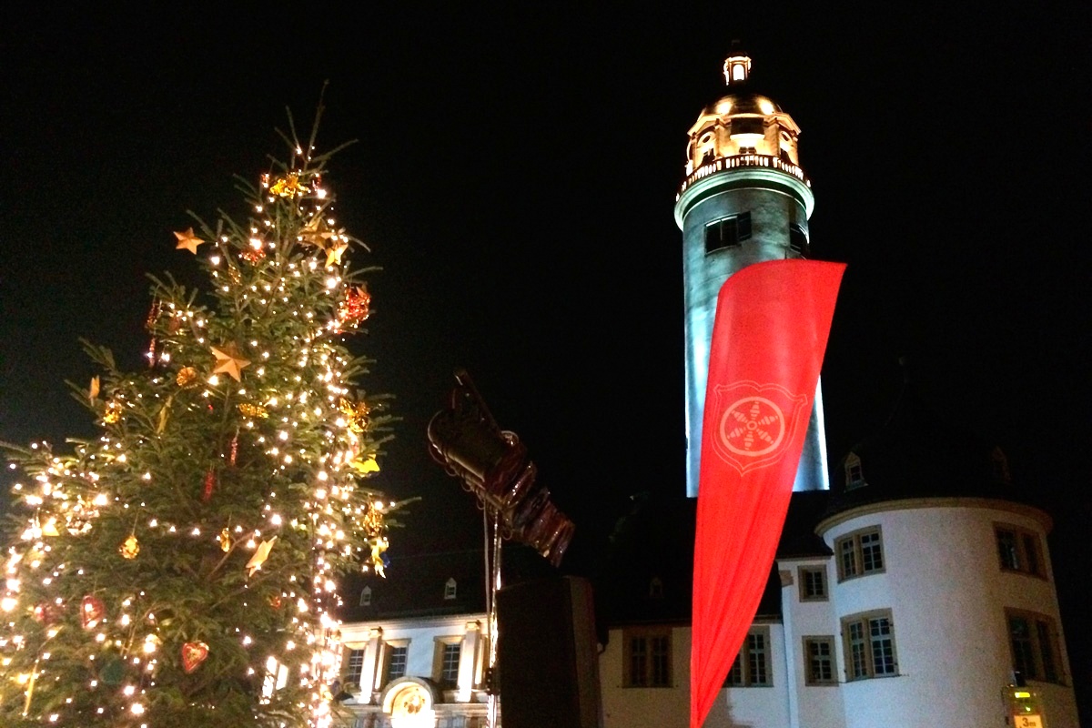 Weihnachtsmarkt rund um das Höchter Schlosslossoss